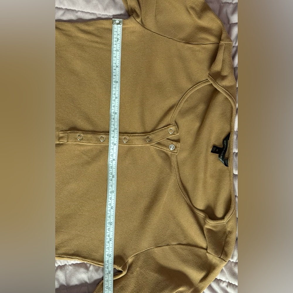 Banana Republic - Long Sleeve Henley Top in Camel Brown - Picture 6 of 6